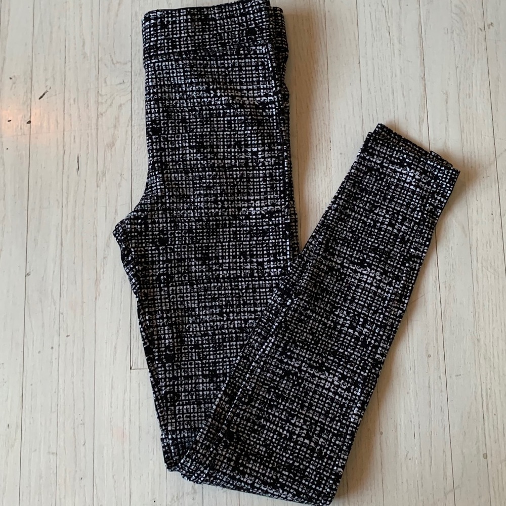 BAR III DRESS LEGGINGS (2)